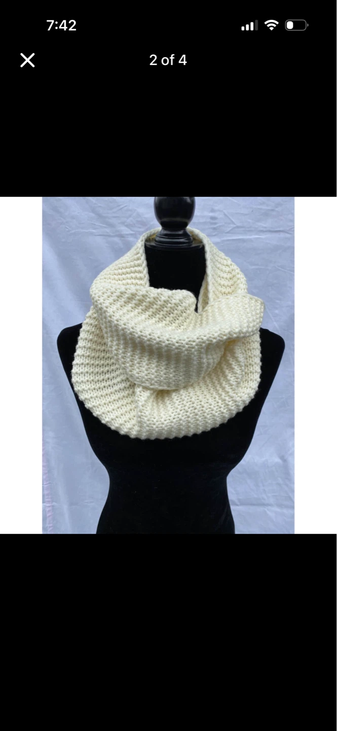 Ivory Knit Infinity Scarf - photo 2