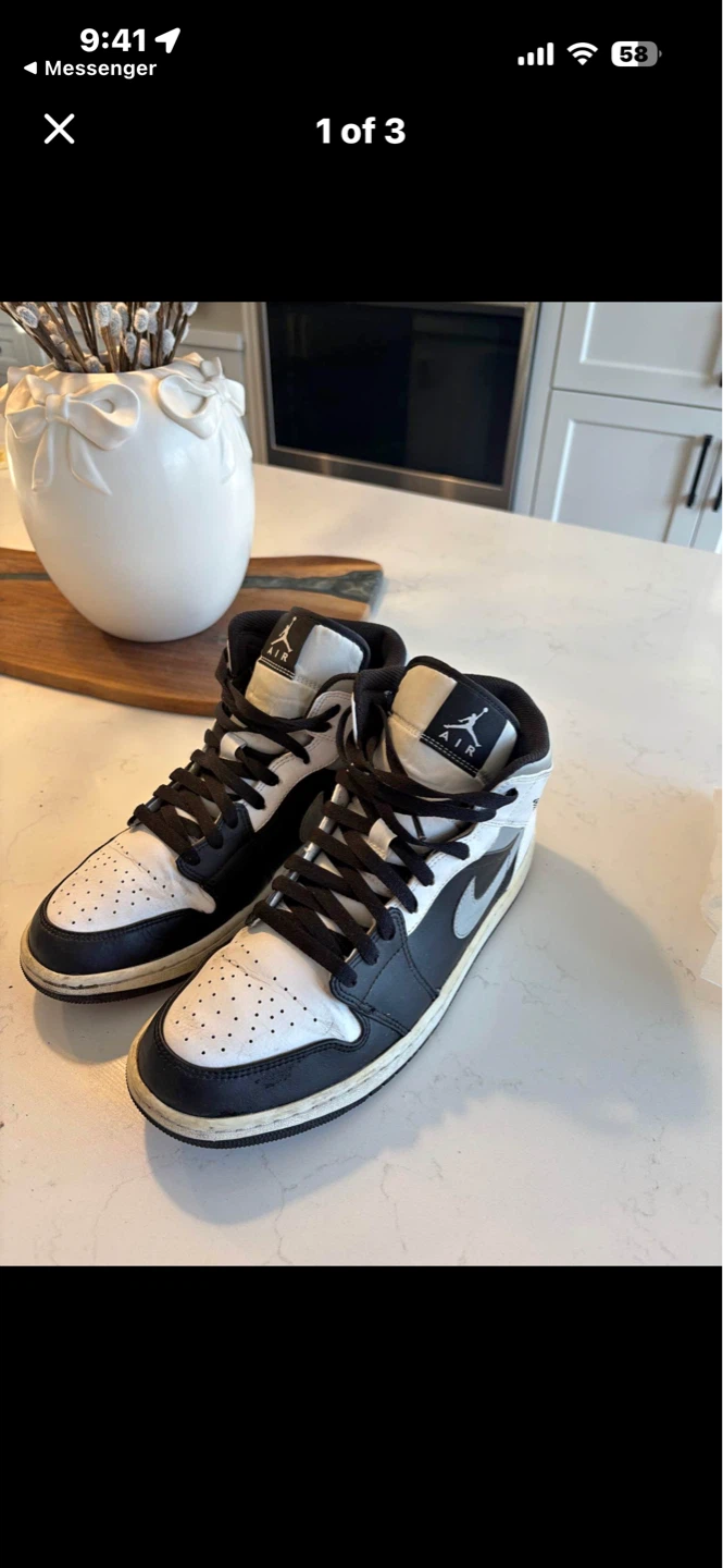 Used Nike Air Jordan 1 Mid Black/White Men's Sneakers