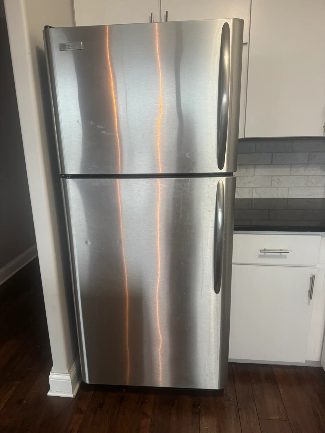 Frigidaire  Top Freezer Refrigerator
