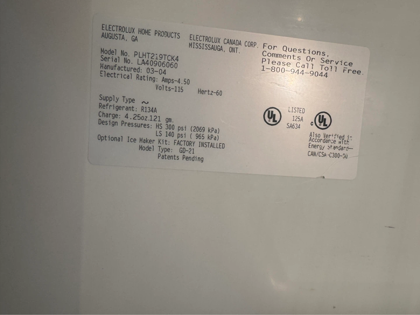 Frigidaire  Top Freezer Refrigerator - photo 3