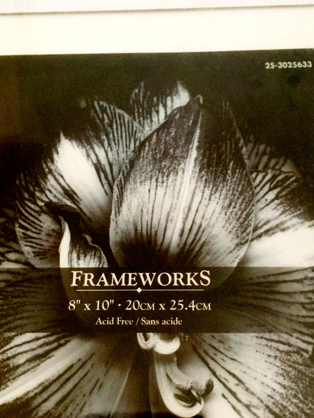 Frameworks Picture Frames (4x6" and 8x10") - photo 2
