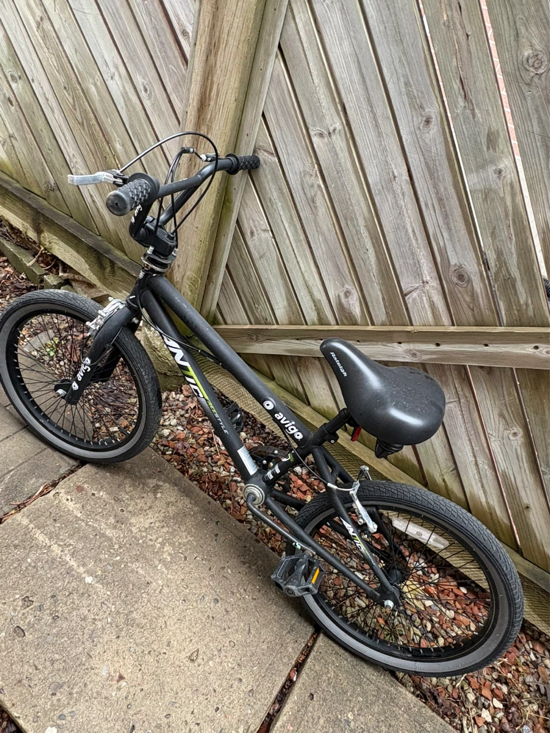 Avigo BMX Bike