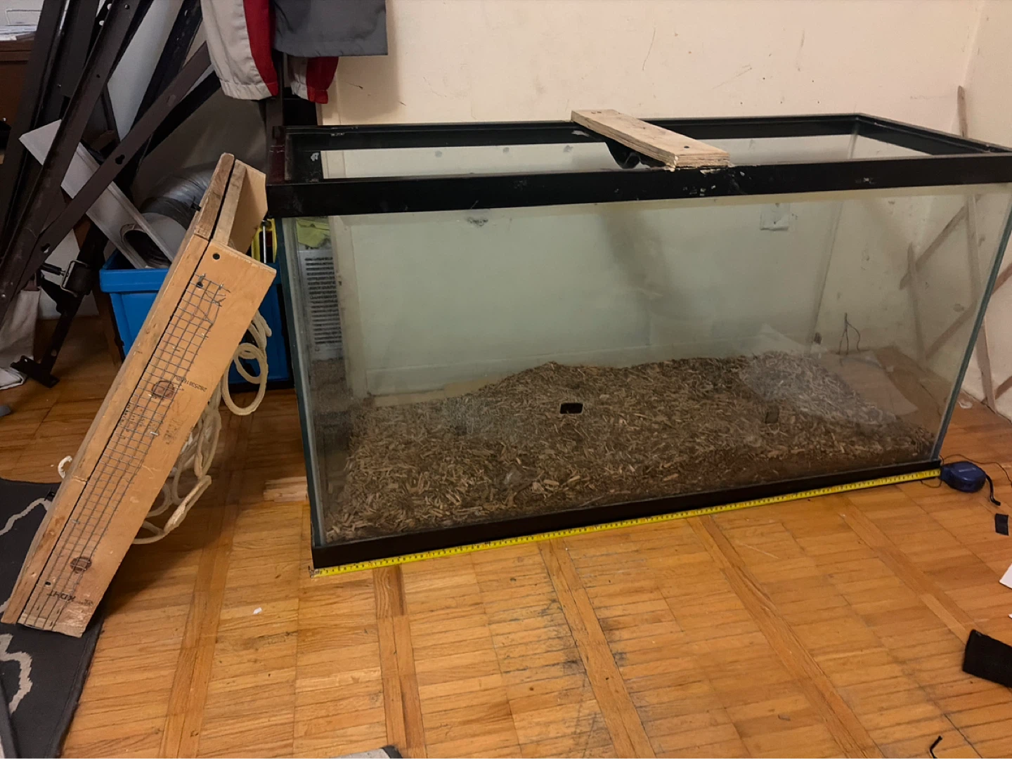 Large Aquarium Tank 75 gal - photo 3