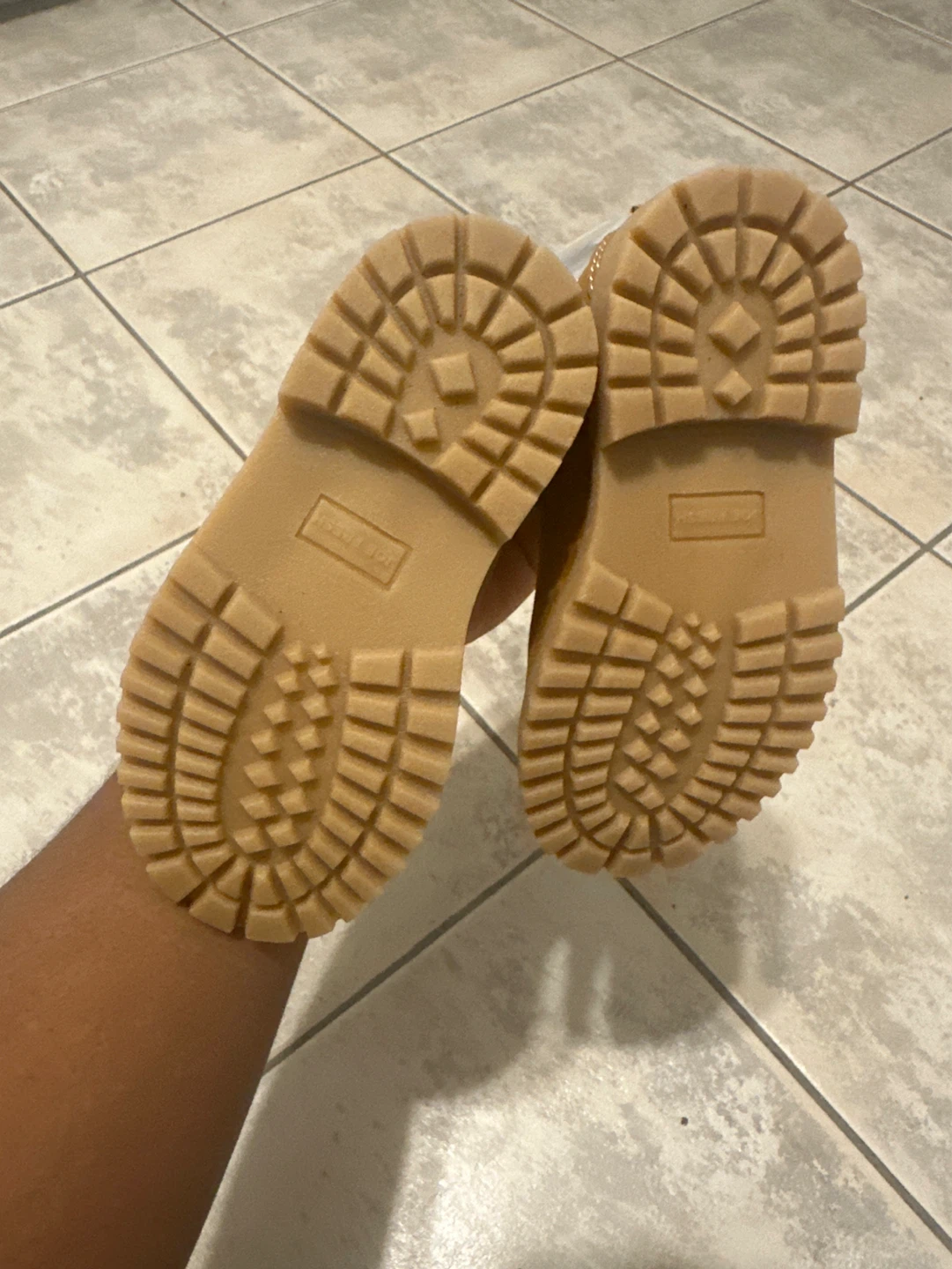 Brown Timberland-style Boots Size 9 - photo 2