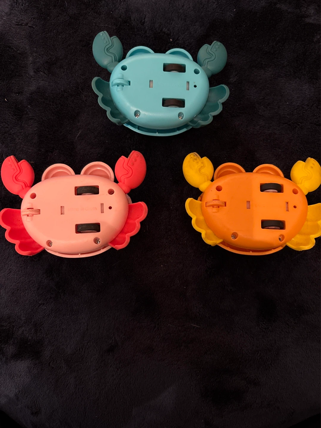 Set of 3 toy Crabs on wheels - photo 2