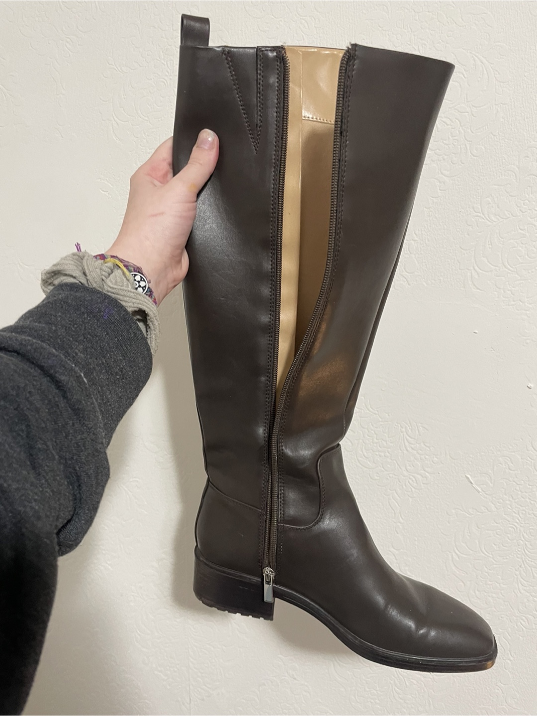 Nine West size 7 women’s boots barely worn - photo 2