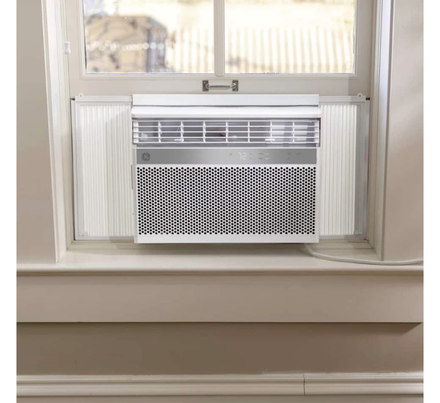 GE Smart Window Air Conditioner - 8000 BTU, 350 Sq. Ft., White - photo 2