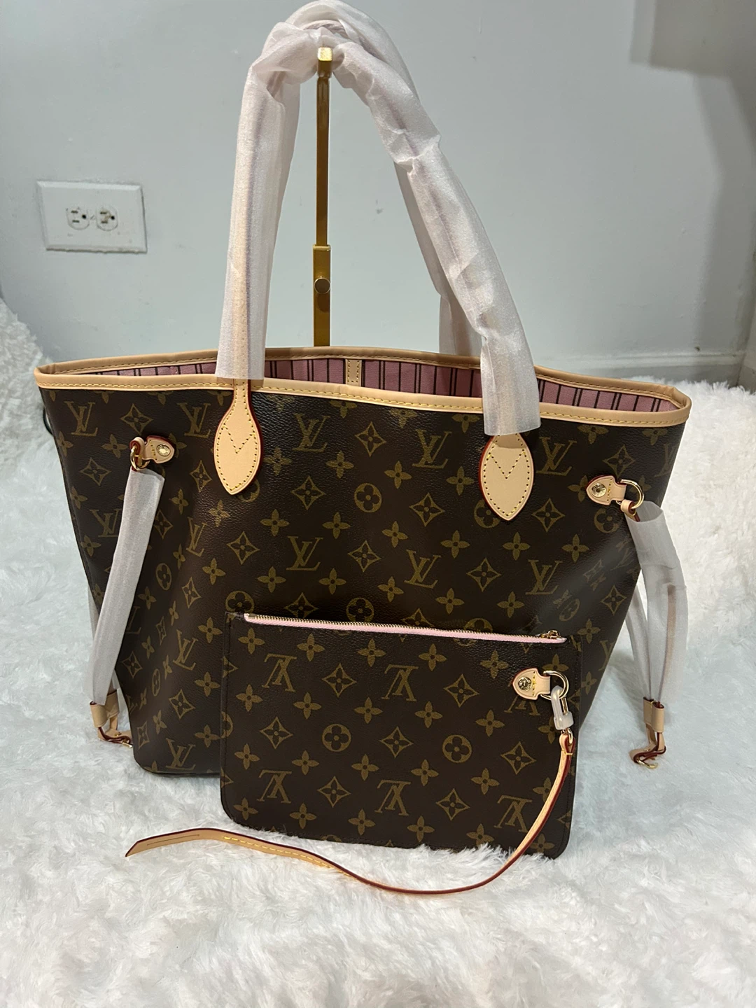 Louis Vuitton Neverfull GM Tote Bag - photo 2