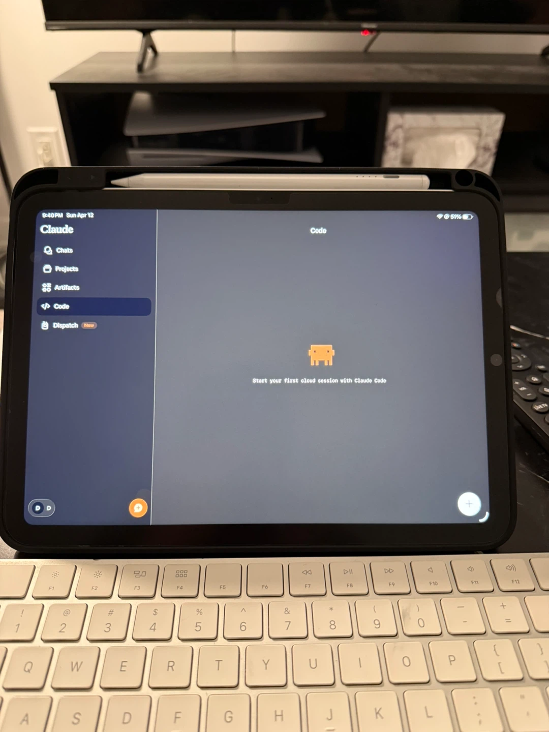 Apple iPad 10th Generation - photo 3