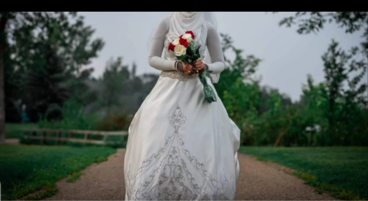 Wedding dress