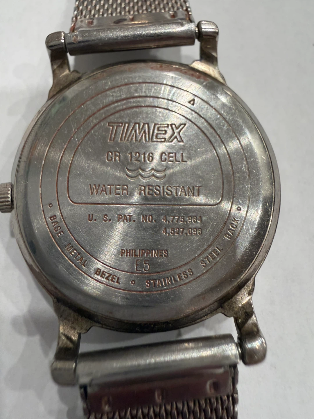 Timex Indiglo Quartz Watch with Mesh Band - photo 2