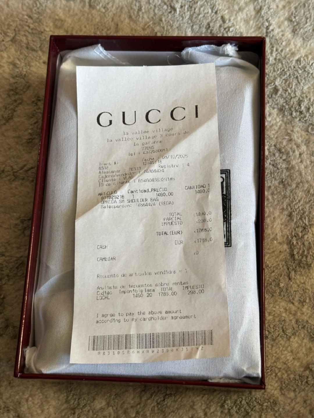 Gucci Black GG Marmont Small Shoulder Bag - photo 2