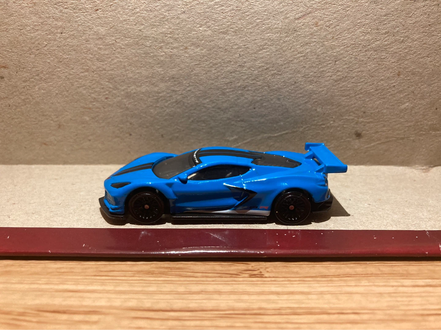 Hot Wheels Loose / Corvette C8.R / Blue - photo 3