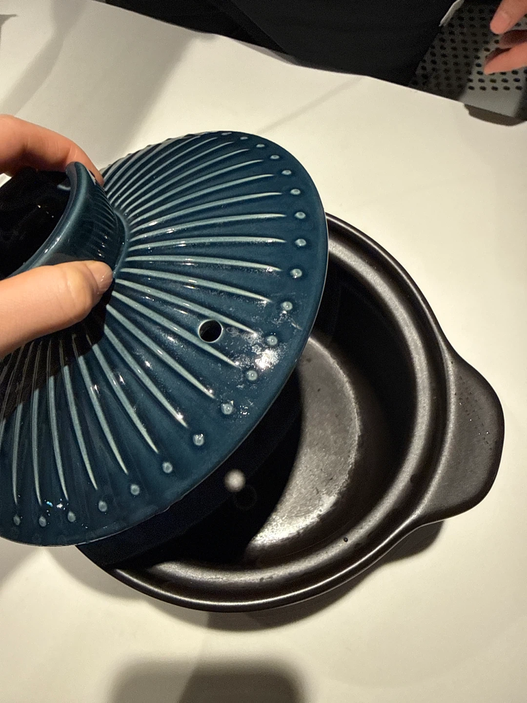 New Donabe Pot with Lid - photo 2