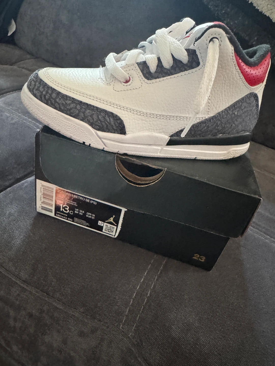 Kids Jordan & Puma Sneakers - photo 3