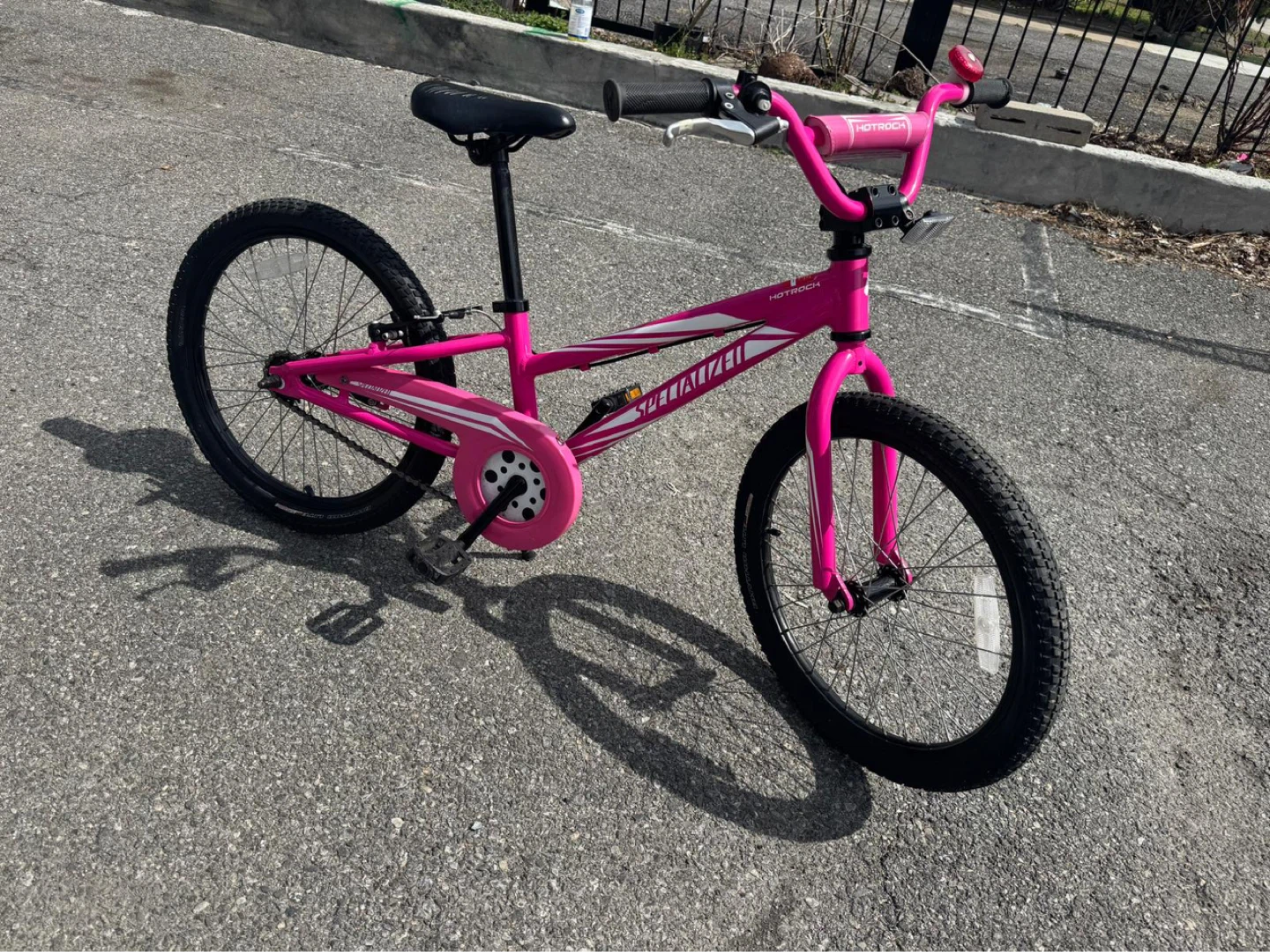 Specialized Hotwalk Kids Bike - photo 2