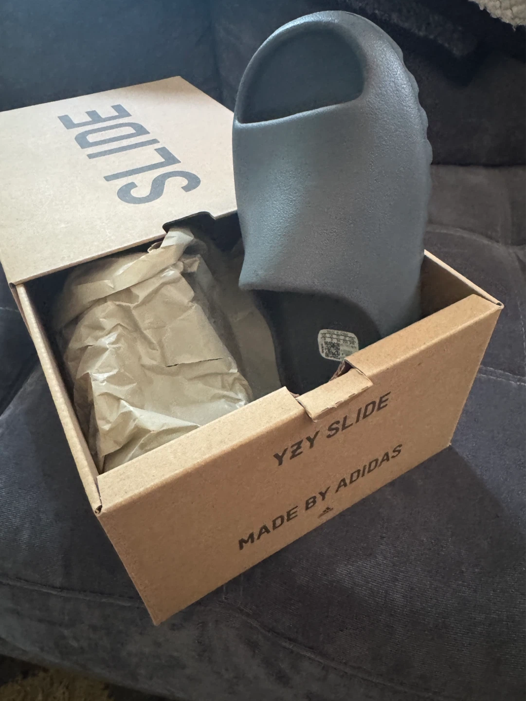 Adidas YZY Slide - photo 2