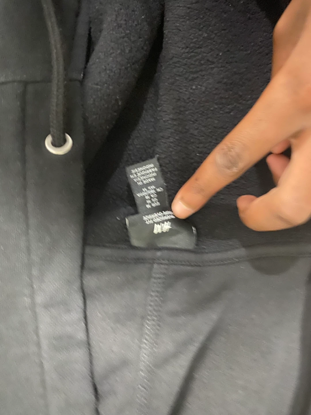 H&M Black Zip-Up Hoodie - photo 2