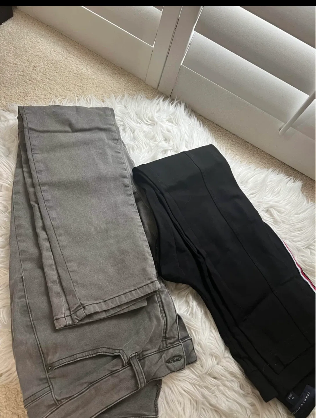 Tommy Hilfiger Black Pants Size M - photo 2