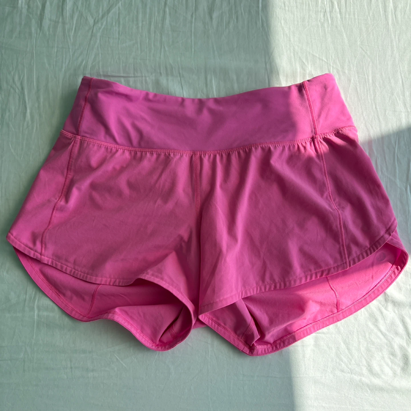 Lululemon Pink Speed Up Shorts Size 6 - photo 2