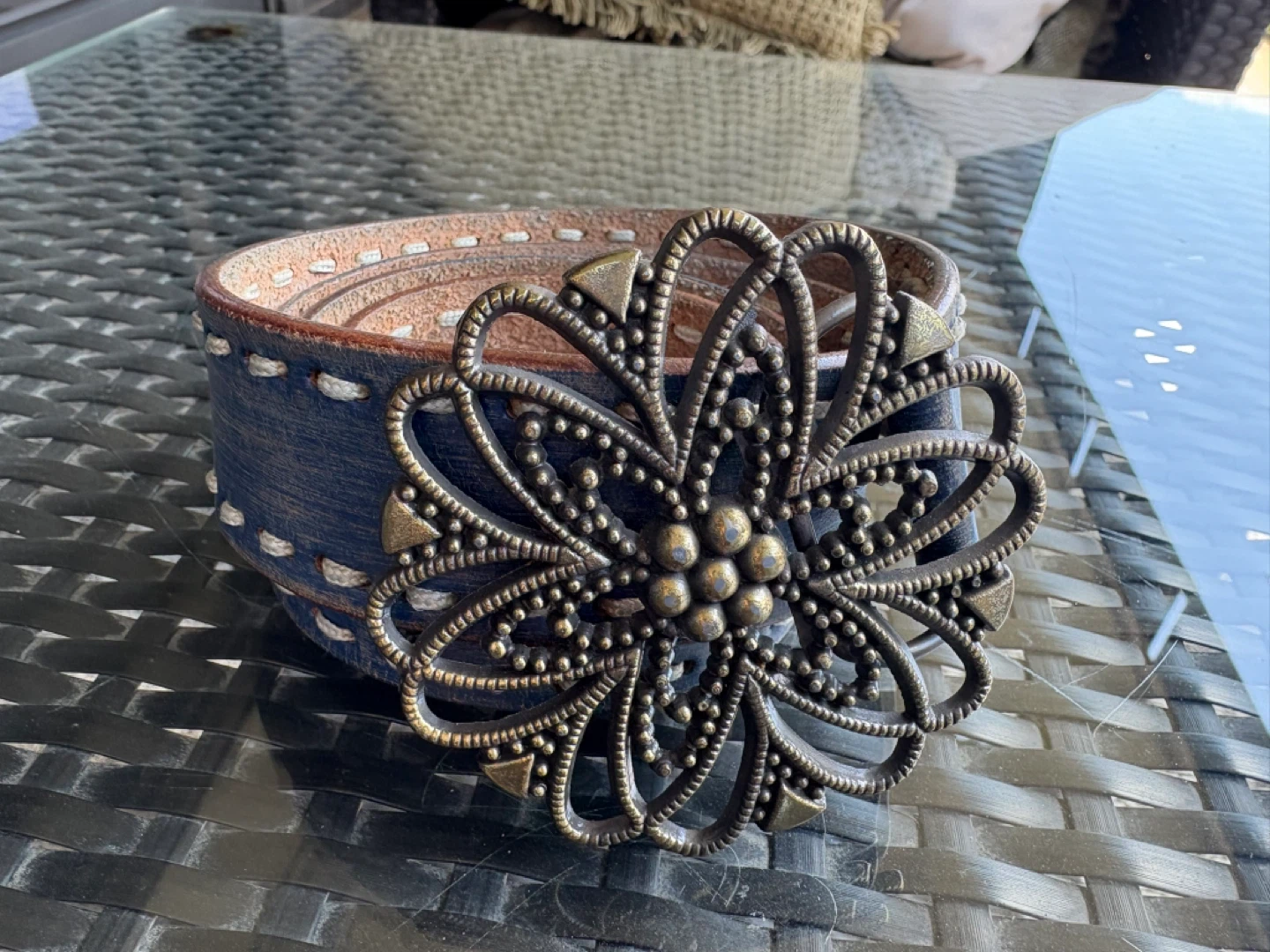 Women's Western Style Belt with Ornate Buckle