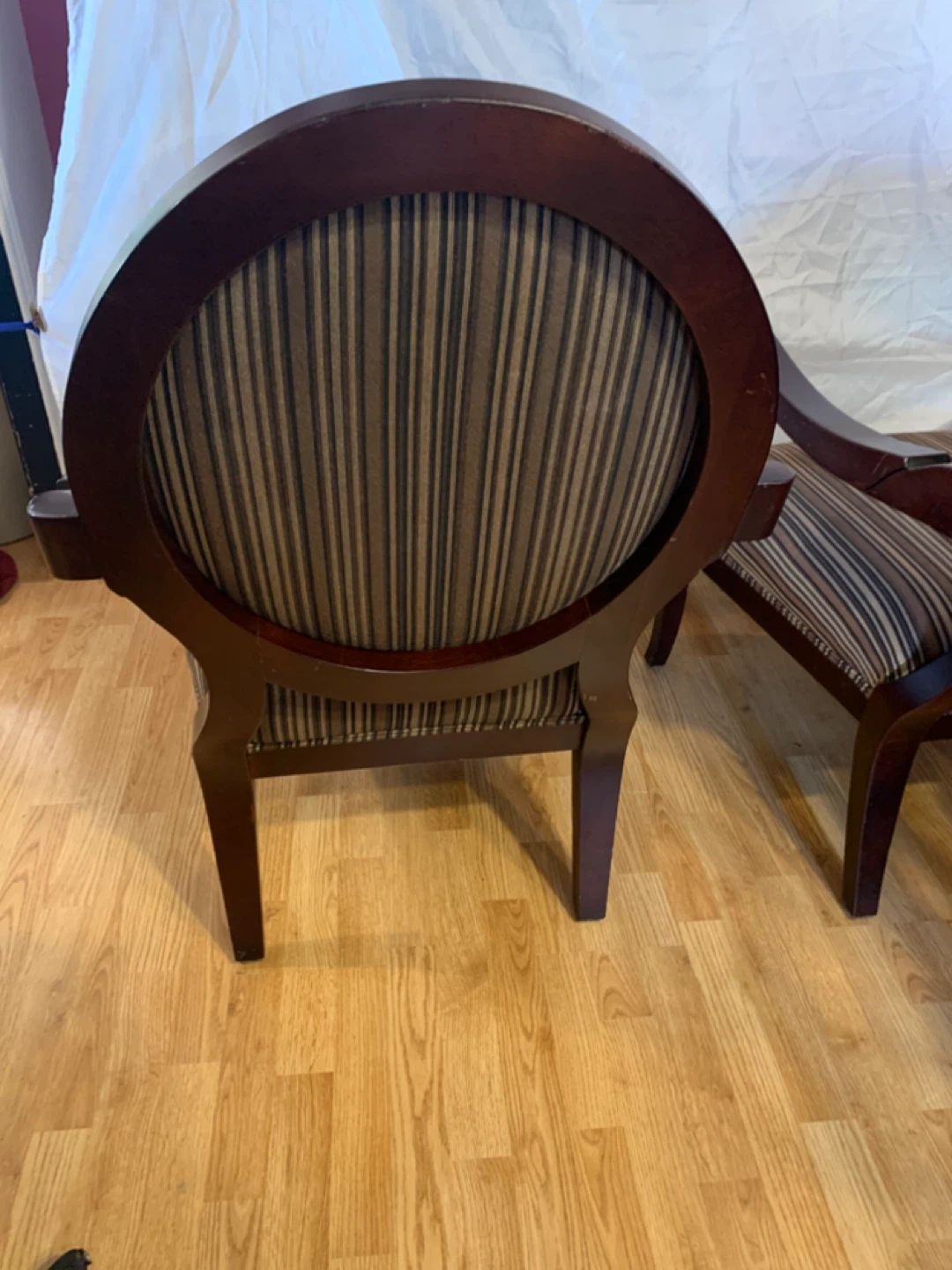 ELEGANT CHAIRS - photo 2