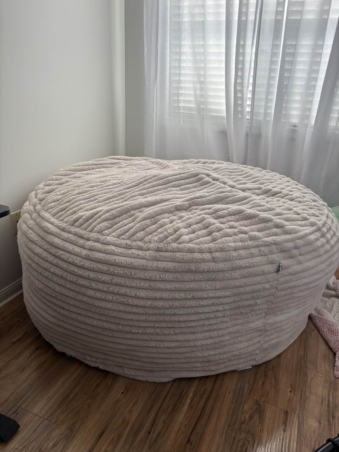 Sealy Bala 5-Foot Faux Fur Bean Bag Lounger - Plush Taupe