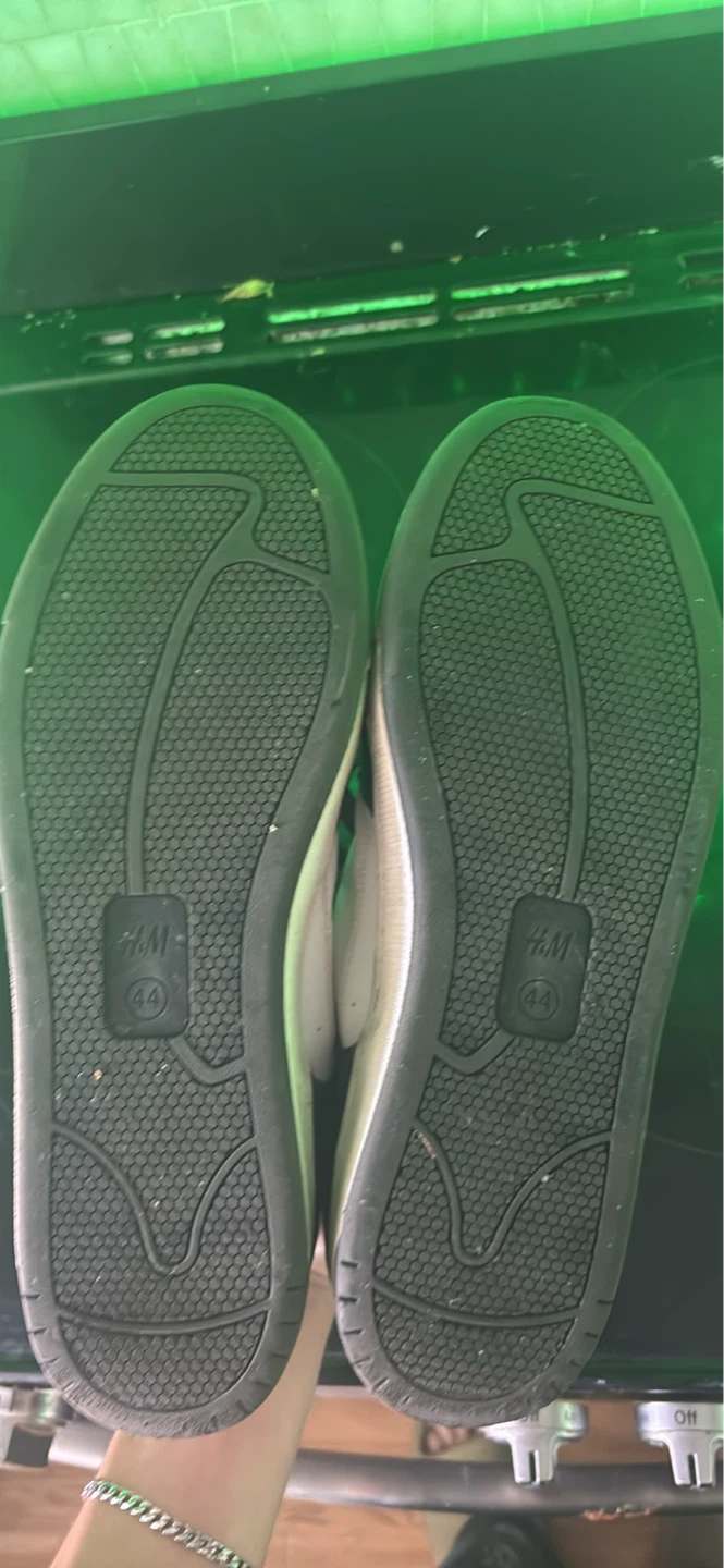 H&M Men's Black and White Sneakers Size 10.5 EUR 44 - photo 3