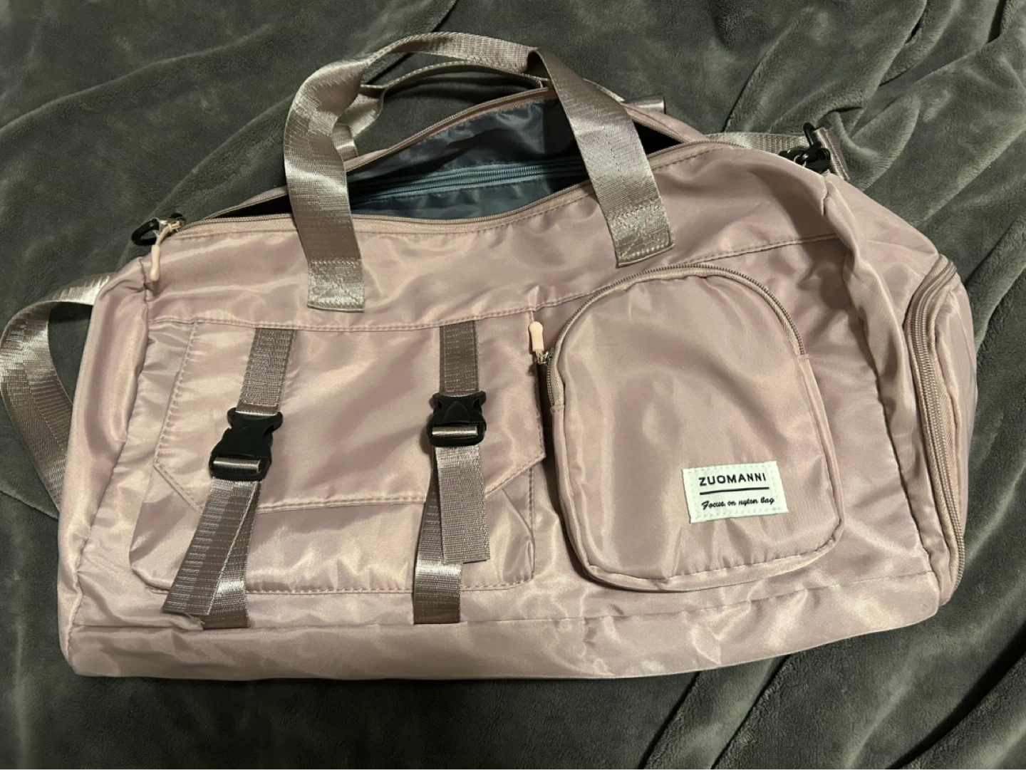 ZUOMANNI Sports Gym Bag with Yoga Mat Straps