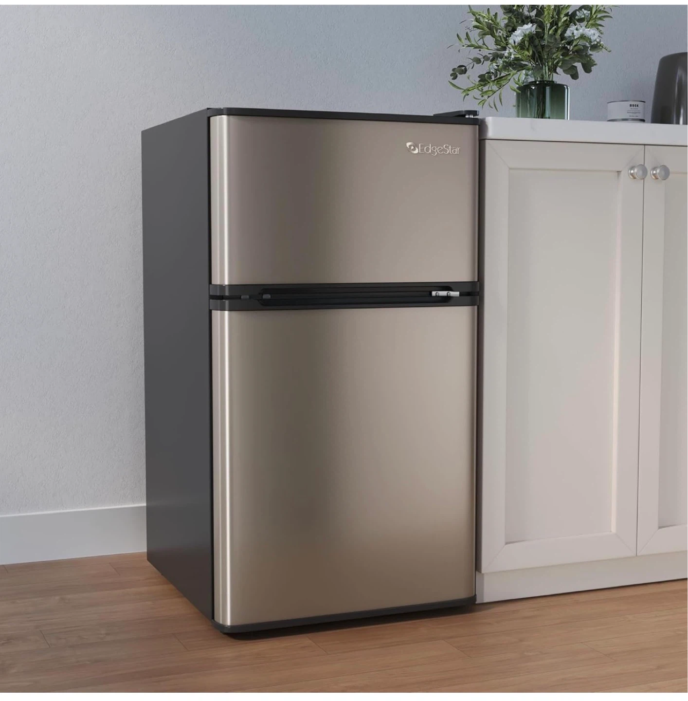 EdgeStar Mini Fridge