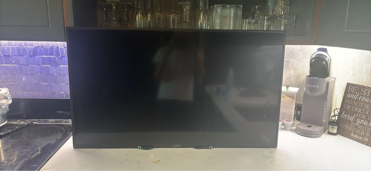 VIZIO D49i-G9 49-inch Smart LED TV