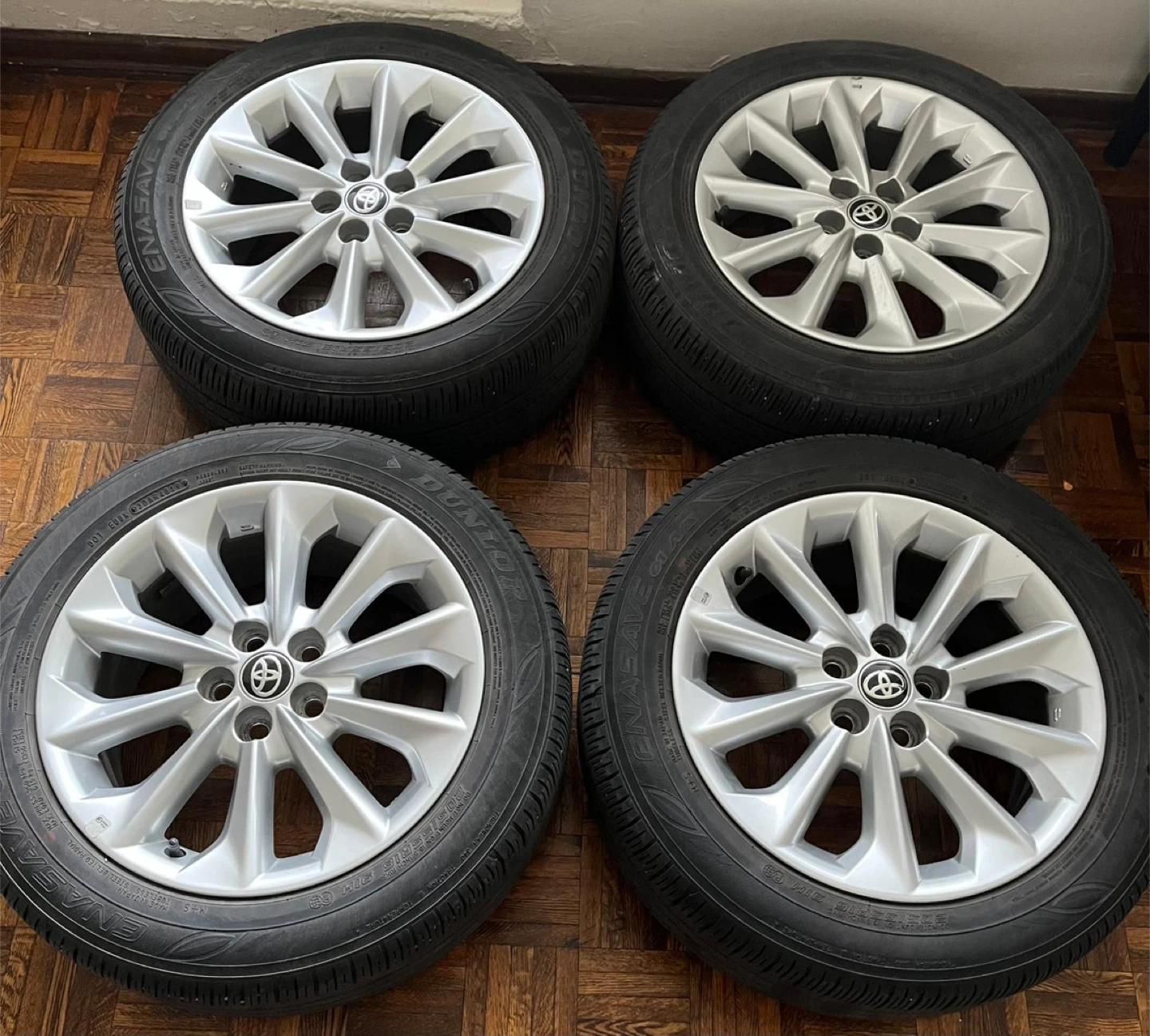 Toyota Corolla alloy rims with all-season tires