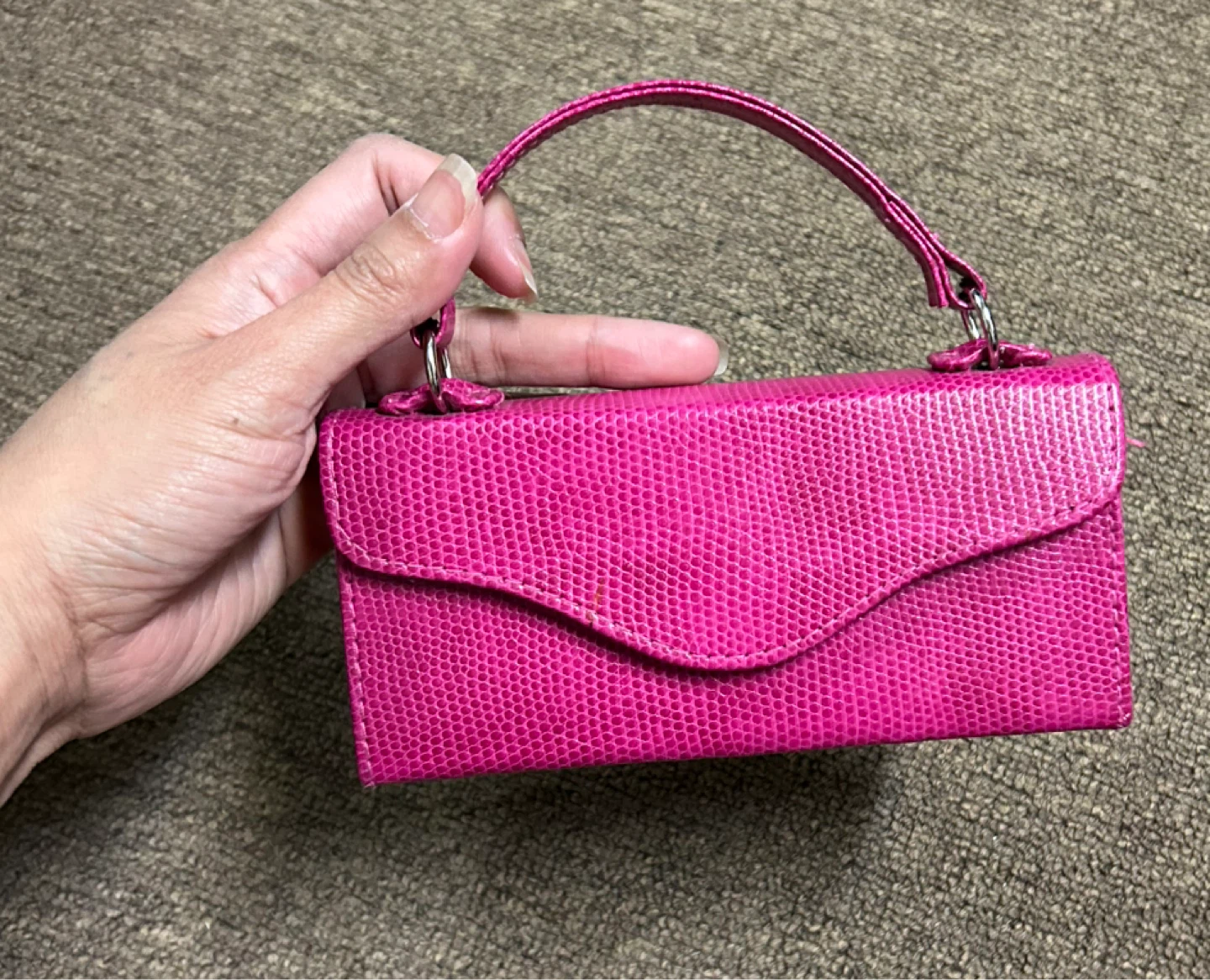 Hot Pink Lizard-Embossed Small Clutch Bag
