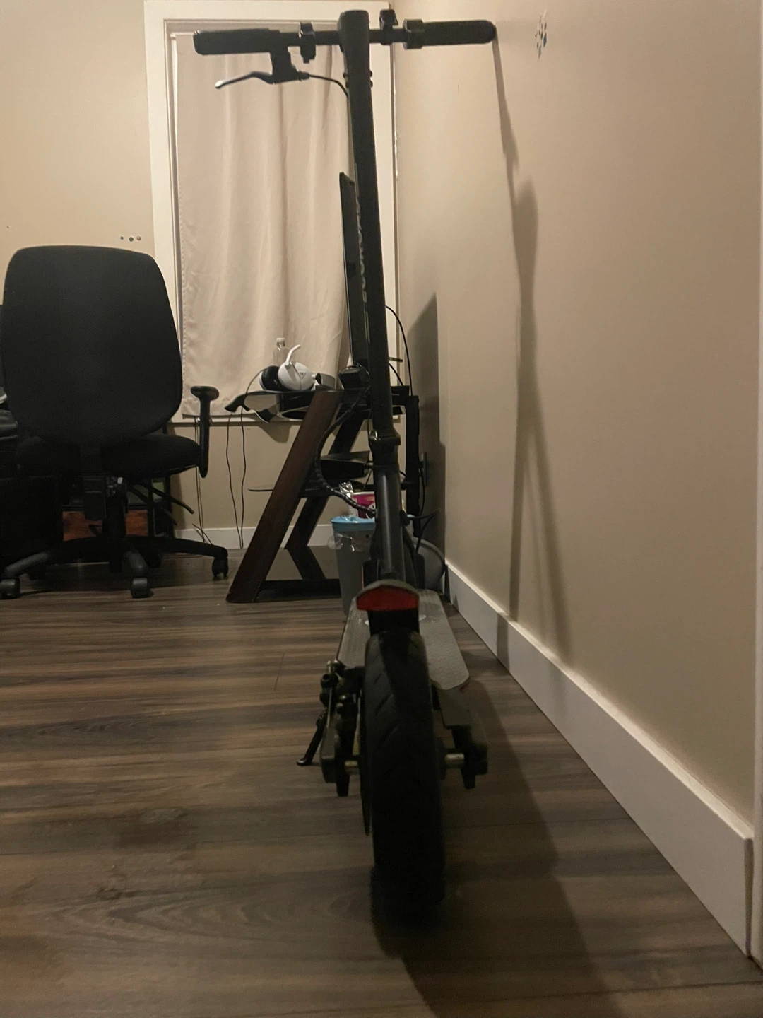 ECOROAD Electric Scooter with Charger - photo 2