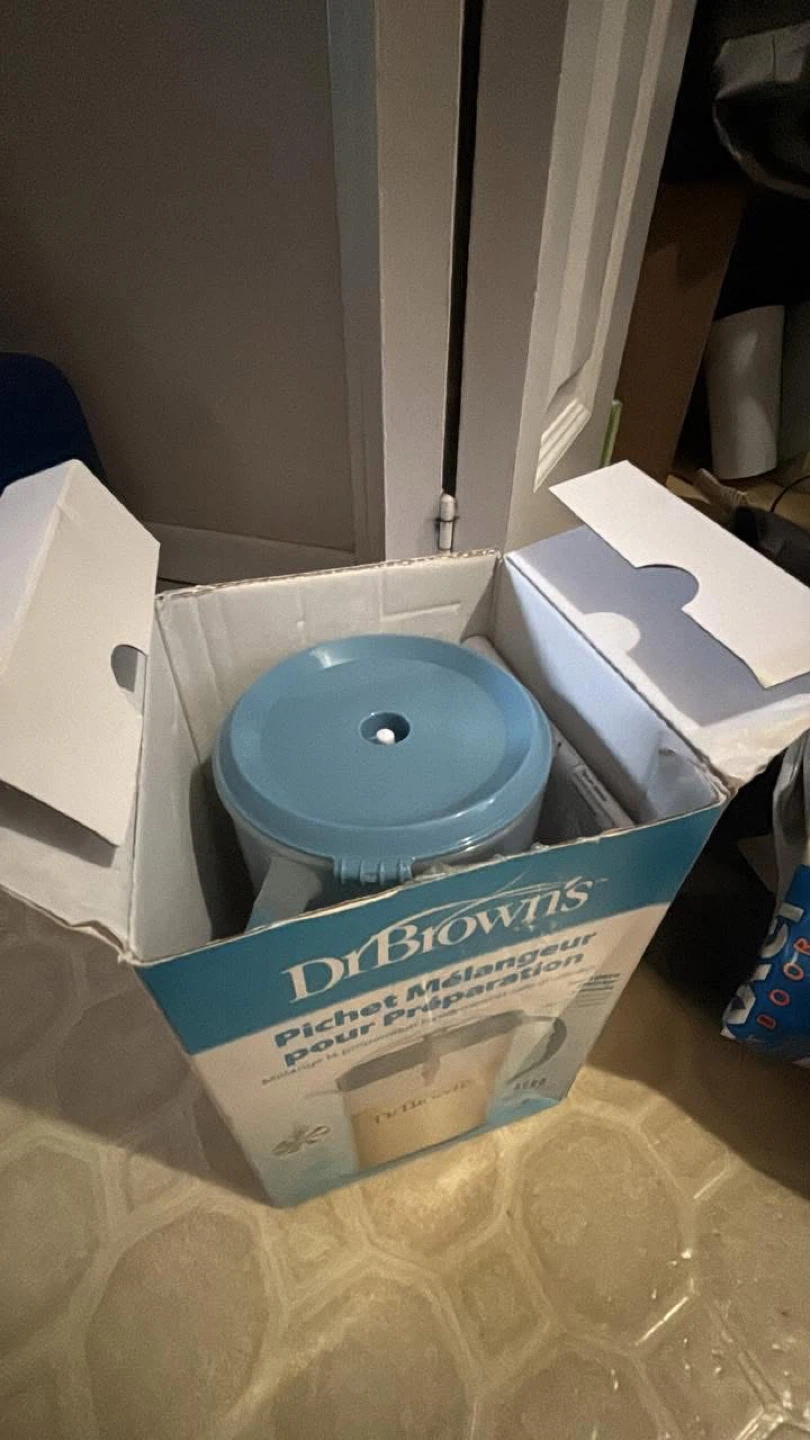 Dr. Brown’s Formula Pitcher (read description)