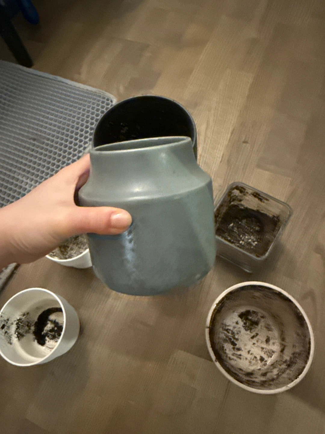 Assorted Plant Pots - photo 5