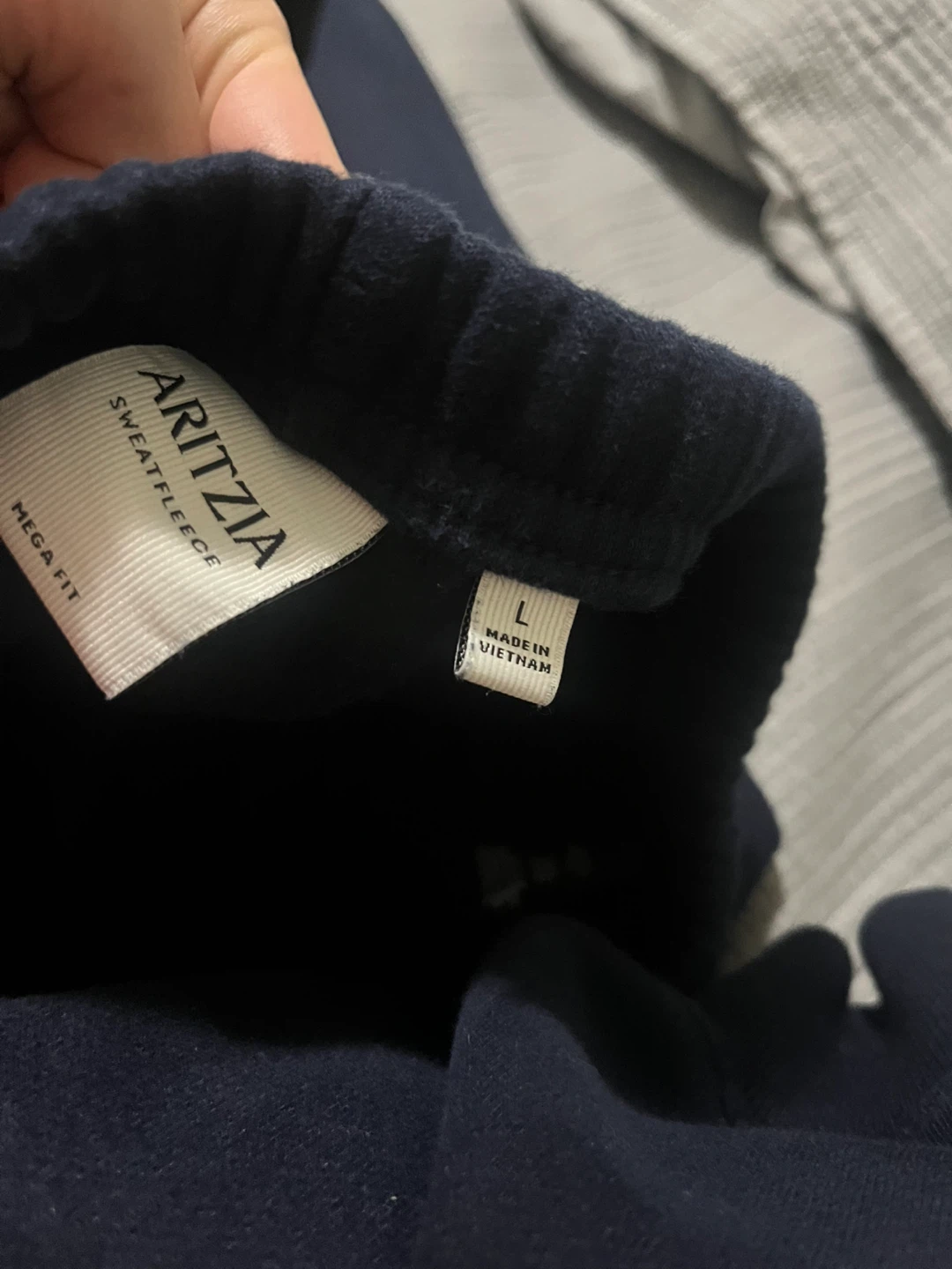 Men’s Aritzia Mga fix large