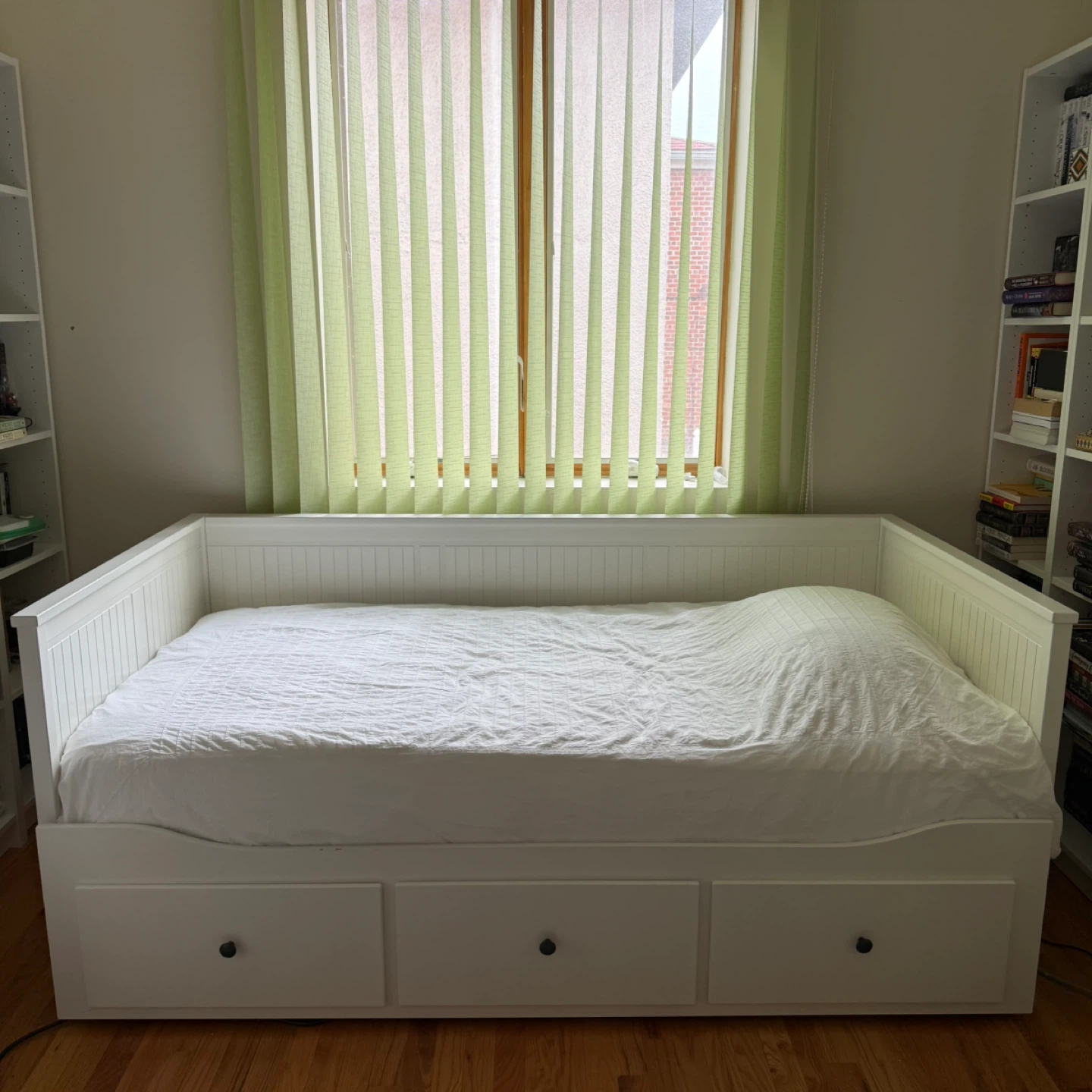 NEED IT GONE ASAP! IKEA HEMNES Daybed frame Twin