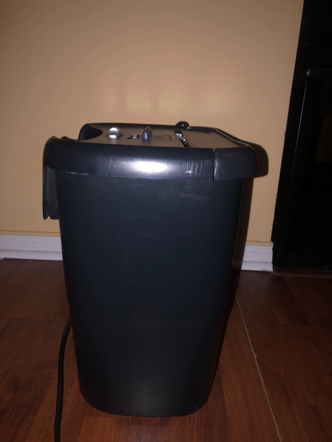 Fellowes P-40 Shredder - photo 3
