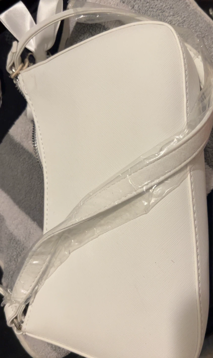 BRAND NEW White Shoulder Bag - photo 2