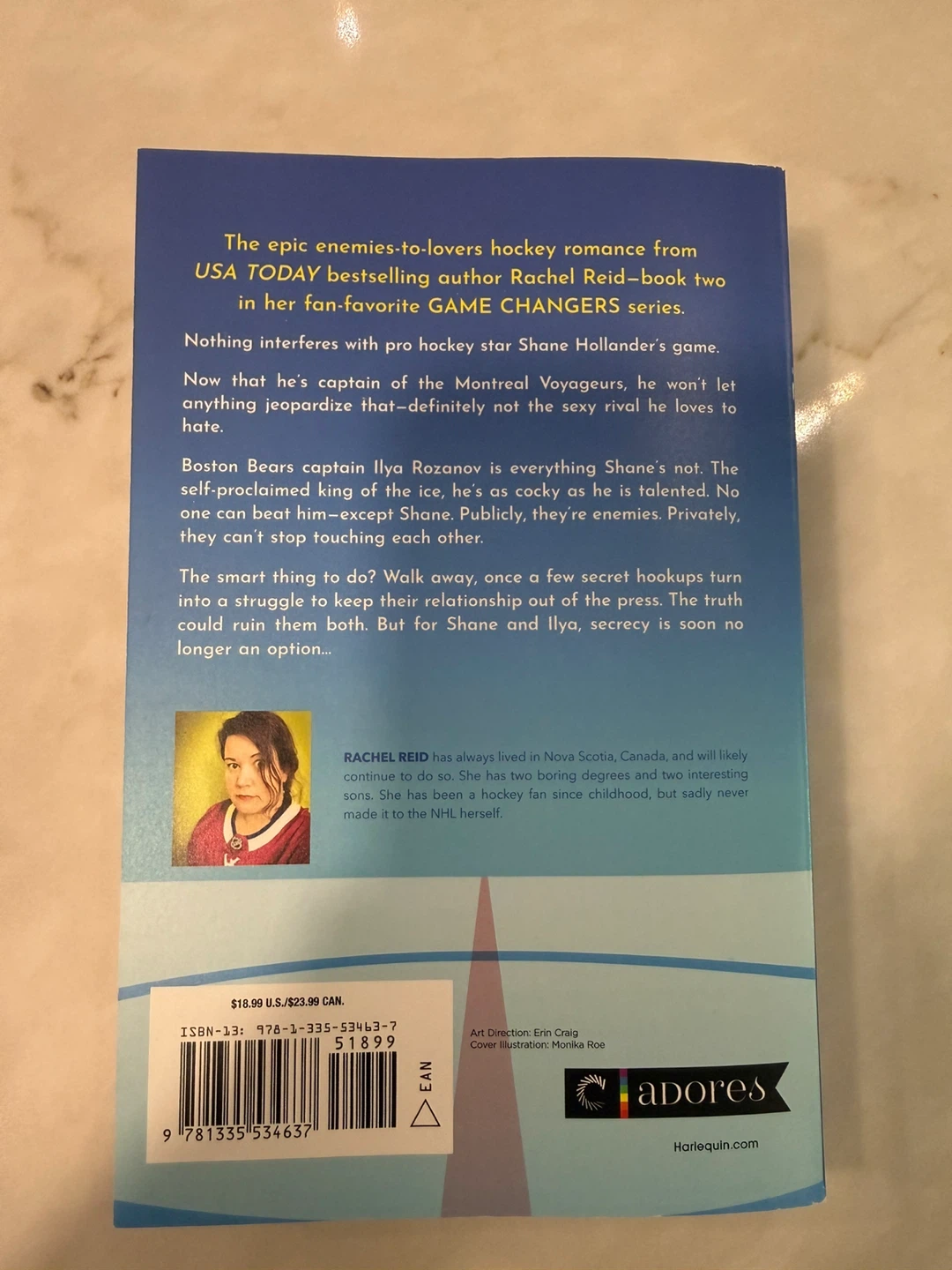 Heated Rivalry (BRAND NEW / NOT READ) - photo 2