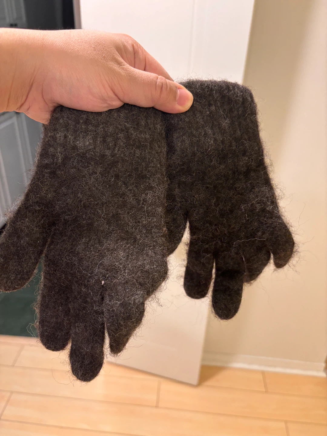 Alpaca Dark Grey Woolen Mittens Gloves - photo 2
