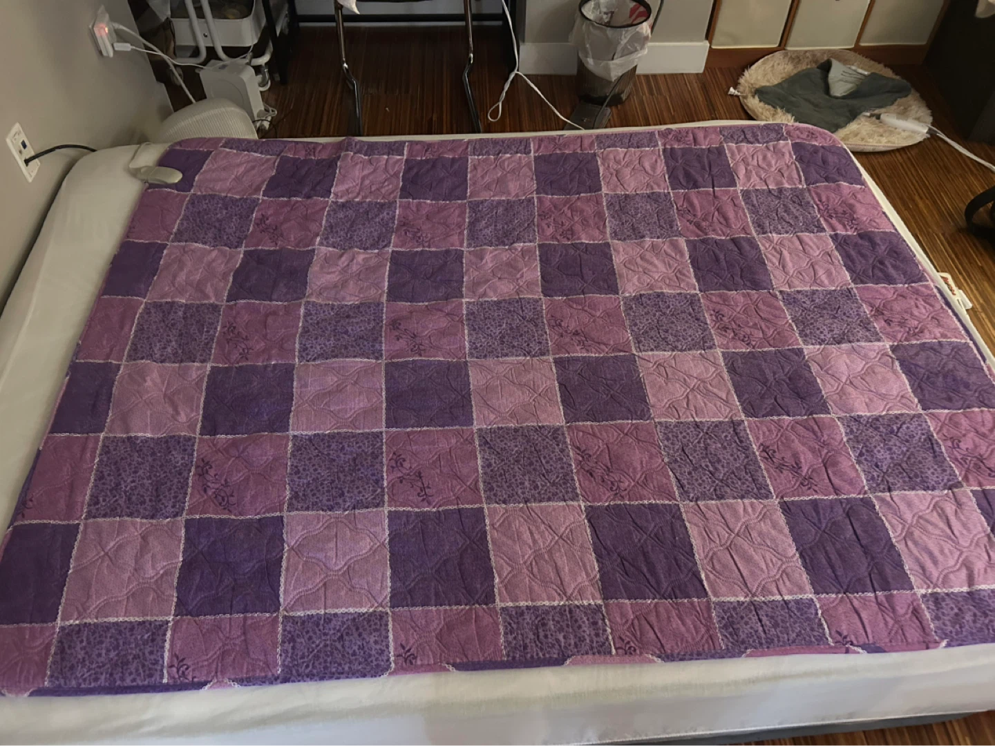 Electric Heated Blanket with voltage converter