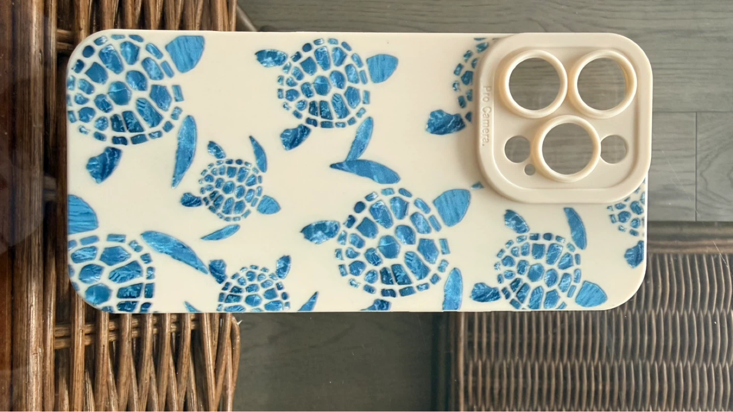 Iphone 16 Pro Max Case with Blue Sea Turtle Design