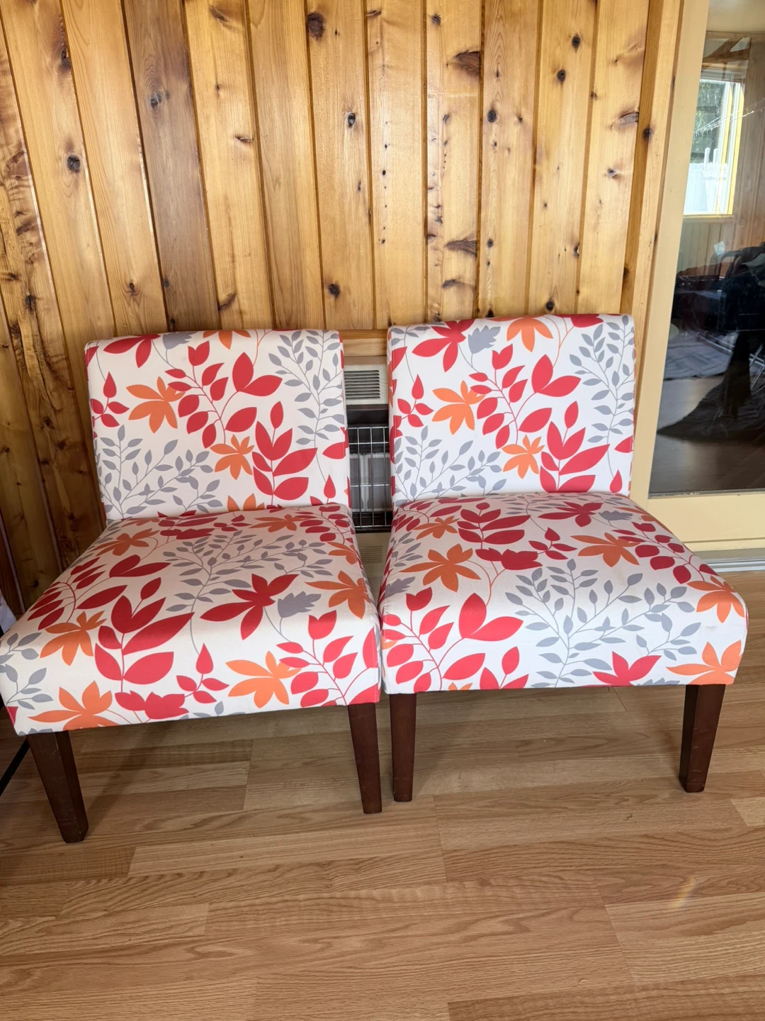 Accent Chairs - Set of 2