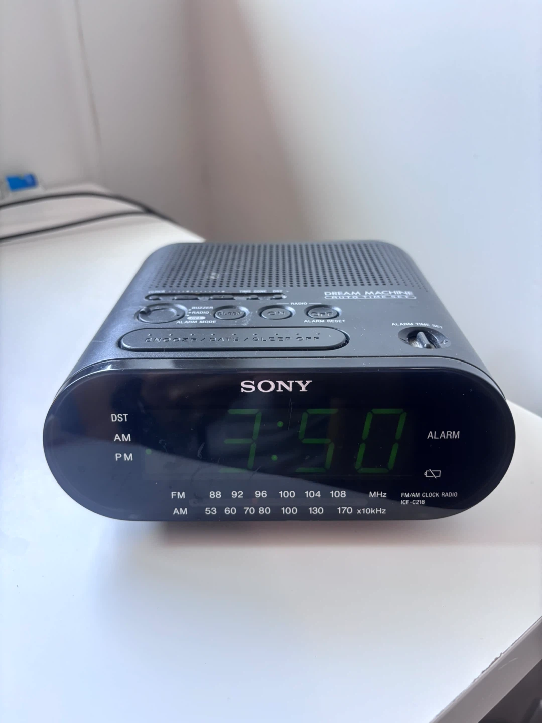 Sony Dream Machine AM/FM Clock Radio ICF-C218