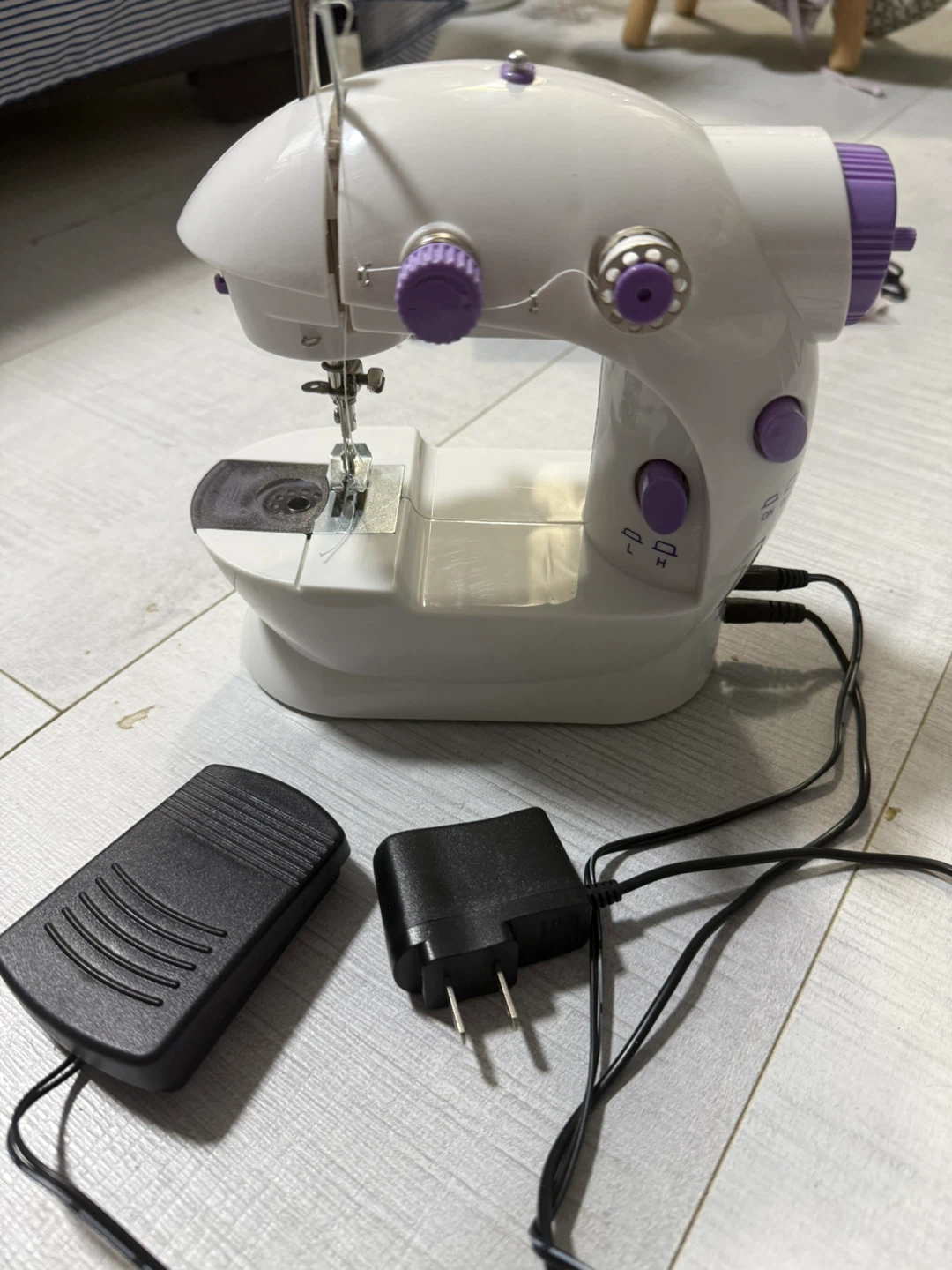 White Mini Sewing Machine with Foot Pedal and Power Adapter