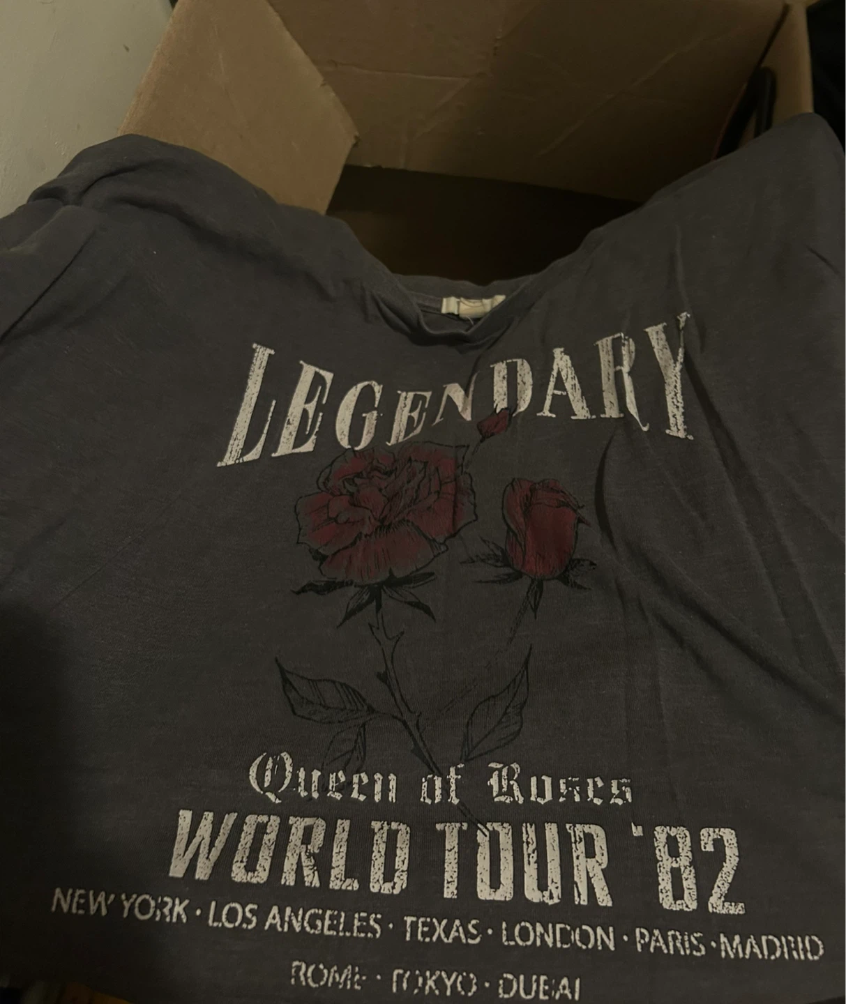 Queen of Roses "World Tour '82" Graphic T-Shirt - photo 2