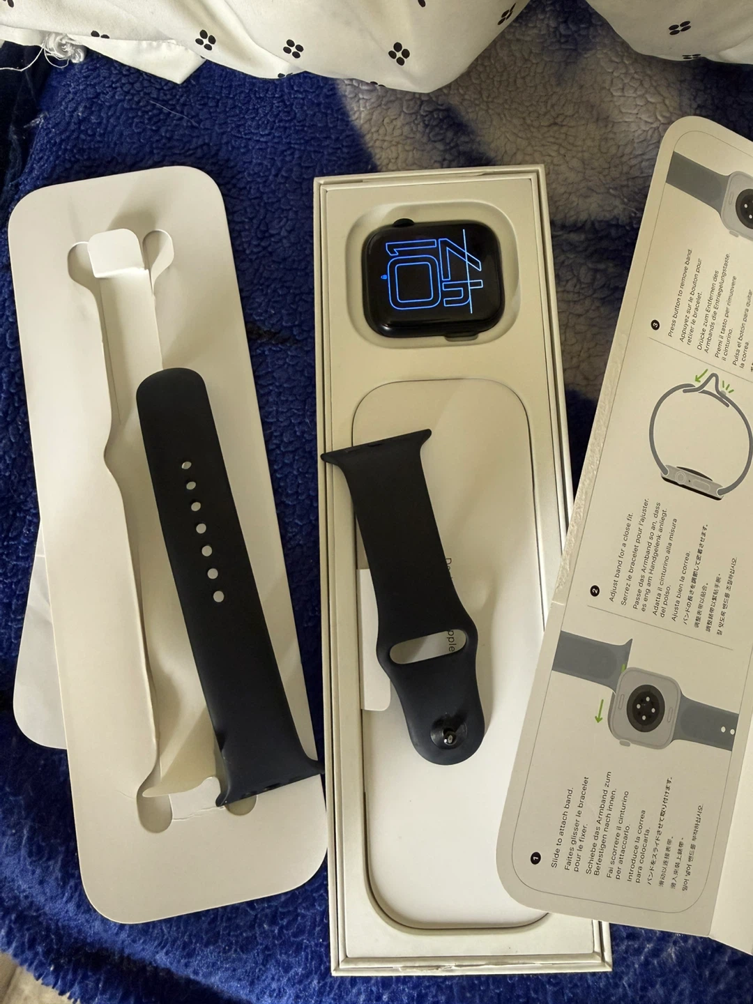Apple Watch SE (2nd Gen) - photo 2