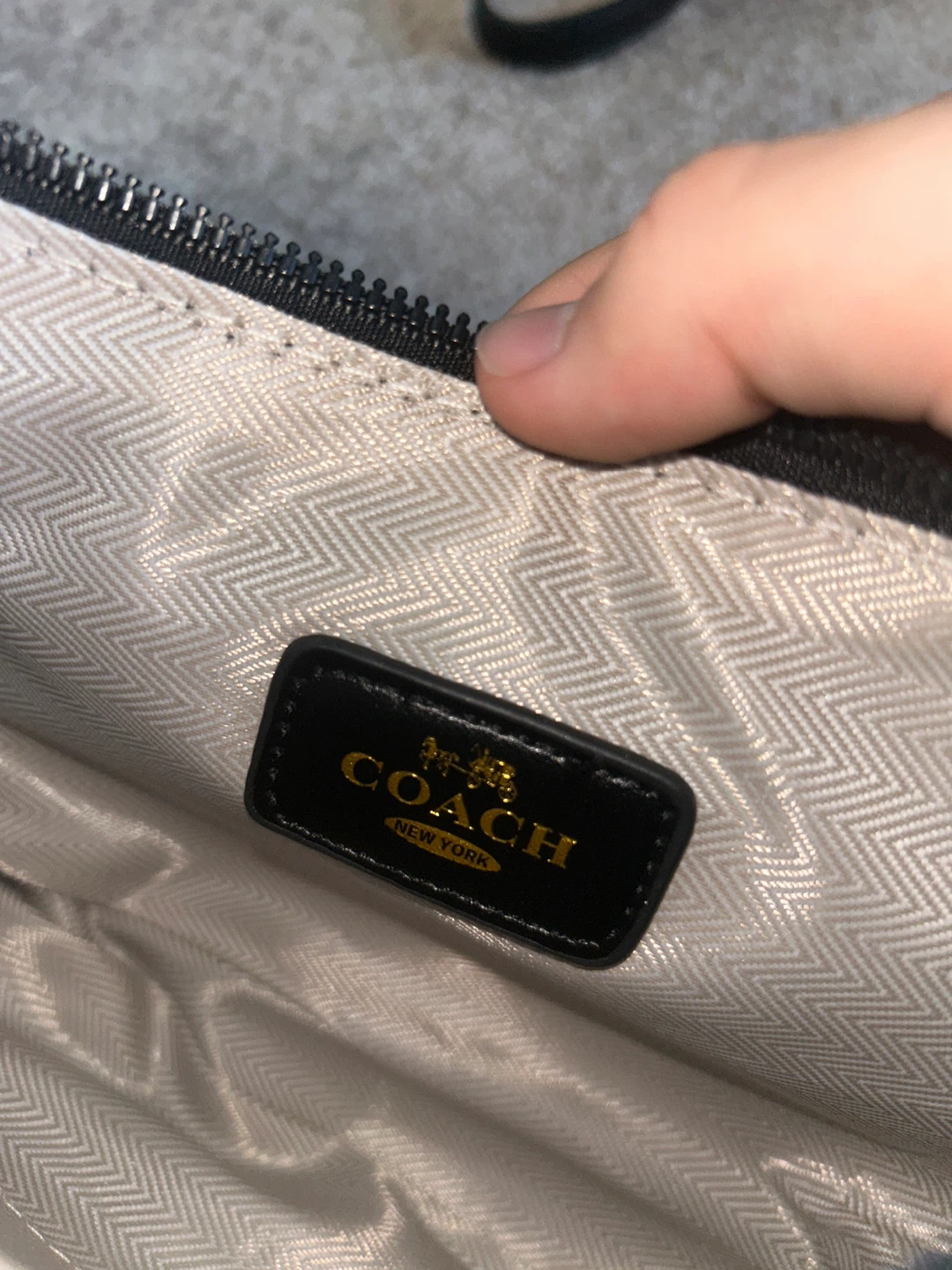 Coach Black Signature Jacquard Shoulder Bag - photo 4